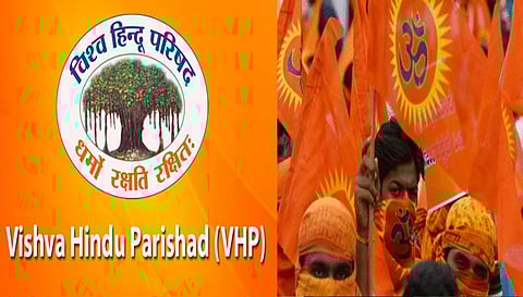 இவர் சிலை எப்படி இங்கு இருக்கலாம்.! திருவள்ளுவர் சிலையை உடைக்க முயன்ற ஹிந்து பரிஷத் அமைப்பினர்.!