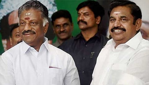 அதிமுக ஓருங்கிணைப்பாளராகிறாரா எடப்பாடி!! நான் எப்பவுமே நம்பர் 2 தானா? ஆதரவாளர்களிடம் குமுறி அழும் ஓபிஎஸ்.!