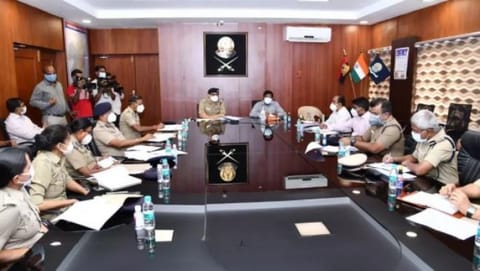 16 பேர் கொண்ட ரவுடிகளின் பட்டியலை தயார் செய்த காவல்துறை... மொத்தமாக தூக்க பக்கா ஸ்கெட்ச்!!