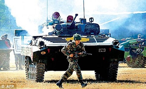 ஜம்முவில் பரபரப்பு: இந்திய ராணுவம் முழு உஷார்நிலை!