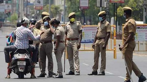 கொரோனா: 10 %-க்கும் அதிகமாக உள்ள மாவட்டங்களில் கடும் கட்டுப்பாடுகளை போடுங்க!