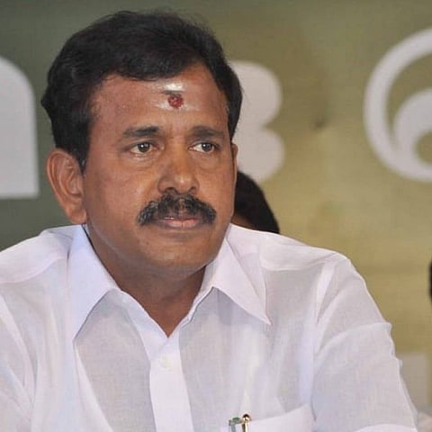திமுகவில் இணையும் தோப்பு வெங்கடாசலம்... தானா விழுந்த விக்கெட்... ஸ்டாலினுக்கு வந்த தகவல்!!