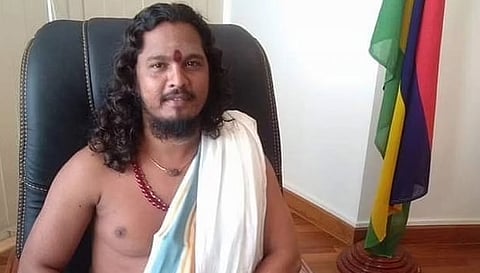 என்கவுண்டர் லிஸ்டில் 42 ரெளடிகள்.,பிரபல நடிகரோடு தொடர்பு.,திருச்சி தேஜஸ் சுவாமி கைதின் பின்னணி என்ன.?