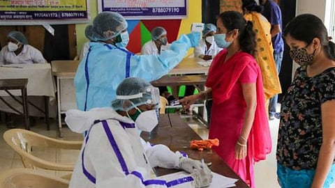 தமிழகத்தில் புதிதாக 1,956 பேர் கொரோனாவால் பாதிப்பு...