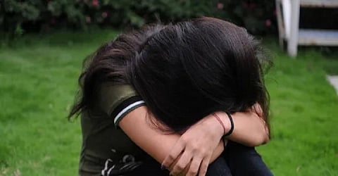 12 ஆம் வகுப்பு மாணவியை கர்பமாக்கிய 10ஆம் வகுப்பு மாணவன் கைது...