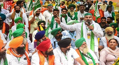 தேர்தலில் யோகி ஆதித்யநாத் அரசுக்கு எதிராக பிரசாரத்தில் ஈடுபட போவதாக விவசாயிகள் அறிவிப்பு...