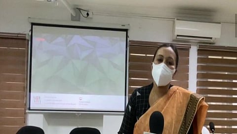 மேலும் 2 பேருக்கு நிஃபா வைரஸ் அறிகுறிகள் உள்ளதாக சுகாதாரத்துறை தகவல்