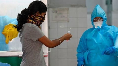 தமிழகத்தில் புதிதாக 1,592 பேருக்கு கொரோனா பாதிப்பு