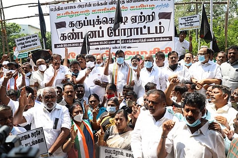 பா.ஜ.க.வின் தவறான கொள்கைகள் சரித்திரத்தின் குப்பைக்கூடைகளில் வீசப்படும்... கே.எஸ்.அழகிரி ஆவேசம்...