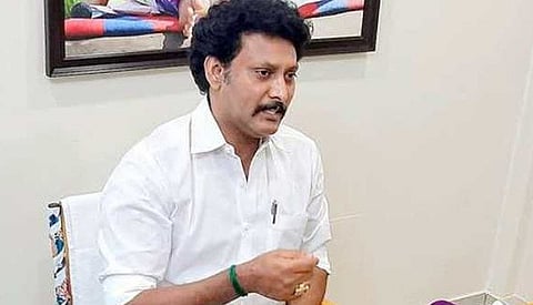 நீட் தேர்வு விலக்கு... அரசு சட்டப் போராட்டம் நடத்தி வருகிறது.. பள்ளிக்கல்வித்துறை அமைச்சர்