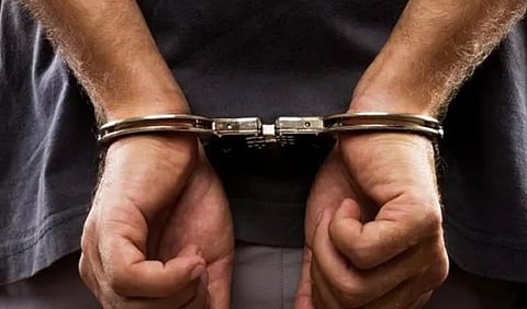 பெண்ணிடம் ரூ. 13.65 லட்சம் மோசடி .... நைஜீரியா நாட்டை சேர்ந்த இருவர் கைது...