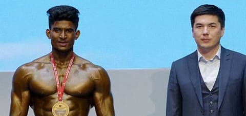 உலக ஆணழகன் போட்டி- தங்கம் வென்ற தமிழக வீரர்