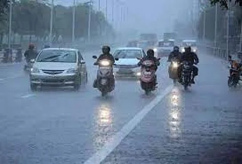 அதிகாலையிலேயே சென்னையை குளிர்வித்த மழை - மக்கள் மகிழ்ச்சி