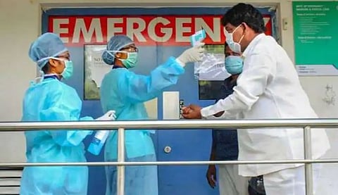 தமிழகத்தில் புதிதாக 1,233 பேருக்கு கொரோனா தொற்று உறுதி...