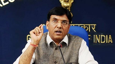 கொரோனா தடுப்பூசி டோஸ் 100 கோடி இலக்கை அடுத்த வாரம் எட்டும்... மத்திய சுகாதார அமைச்சர் மன்சுக் மாண்டவியா நம்பிக்கை...