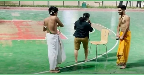 சினிமா பாடலை பாடி ராமாயணத்தை இழிவுபடுத்தி விட்டதாக மருத்துவ மாணவர்கள் மீது சர்ச்சை...