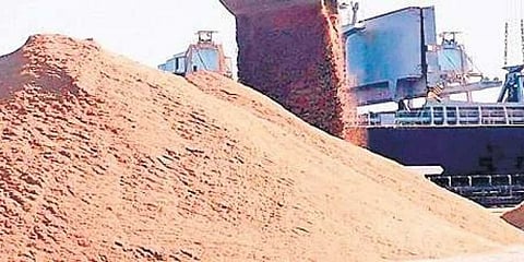 இறக்குமதி செய்த மணலை விற்பனை செய்ய கால அவகாசம் நீட்டிப்பு