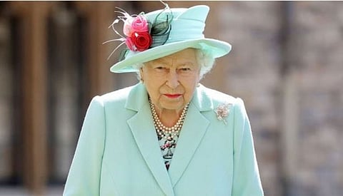 ராணி இரண்டாம் எலிசபெத் மருத்துவமனையில் ஏன் தங்கினார்? பக்கிங்ஹாம் அரண்மனை விளக்கம்