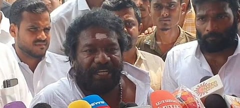 சட்டமன்றம் ஒரு வெட்டிமன்றமாக செயல்படுகிறது ....கருணாஸ்