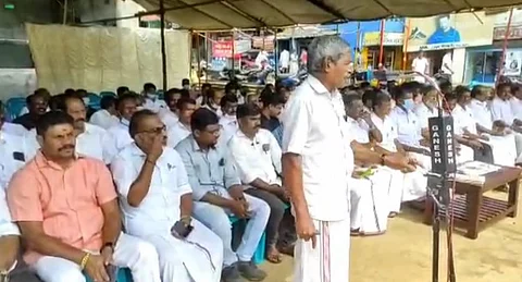 மாவட்ட தலைமை மருத்துவமனை மாற்றத்திற்கு கண்டனம்... கூடலூரில் எம்.எல்.ஏ., தலைமையில் உண்ணாவிரதம்...