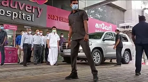 ரஜினிகாந்தின் உடல் நலம் குறித்து நேரில் சென்று நலம் விசாரித்த முதலமைச்சர் மு.க.ஸ்டாலின்...