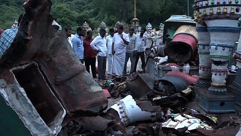 இரண்டாவது முறையாக கோவில் சிலைகள் உடைப்பு... பெரம்பலூர் அருகே பரபரப்பு...