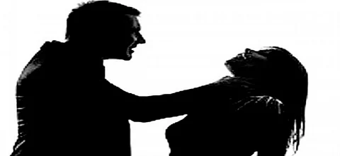 தாலியால் மனைவியின் கழுத்தை இறுக்கி கொலை- கணவனுக்கு போலீசார் வலைவீச்சு