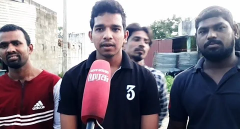 70 ஆண்டுகளாக துவக்கப் பள்ளிக்காக காத்திருக்கும் கிராம மக்கள்...