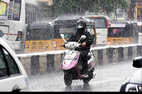 ஒரே மாதத்தில்  தமிழ்நாட்டை தாக்கும்  3-வது தாழ்வுப்பகுதி...  25-ம் தேதி முதல் 2 நாட்களுக்கு கனமழை எச்சரிக்கை...