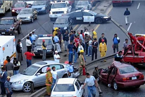 விபத்தில் சிக்கியவர்களை மருத்துவமனையில் சேர்த்தால் ரூ.5,000 பரிசு...