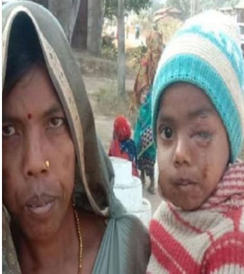 சிறுத்தையிடம் சண்டையிட்டு குழந்தையை மீட்ட வீரத் தாய்..!