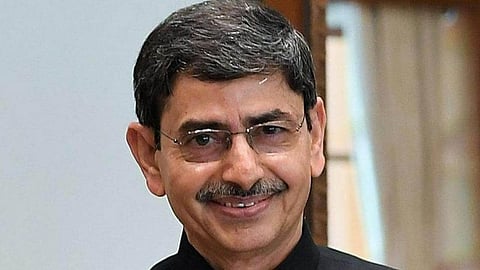 நாகாலாந்து தாக்குதல் எதிரொலி - தமிழக ஆளுநர் ஆர்.என்.ரவி திடீரென டெல்லி பயணம்...