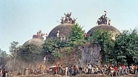 பாபர் மசூதி இடிப்பு தினம்... கருப்பு தினமாக அனுசரிக்கும் இஸ்லாமியர்கள்...