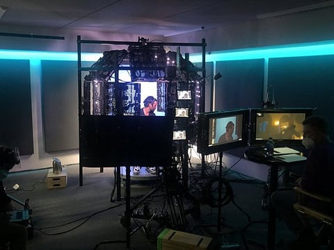 ஹாலிவுட் படப்பிடிப்பு தளத்தில் தனுஷ்..! வைரலாகிவரும் புகைப்படம்..!