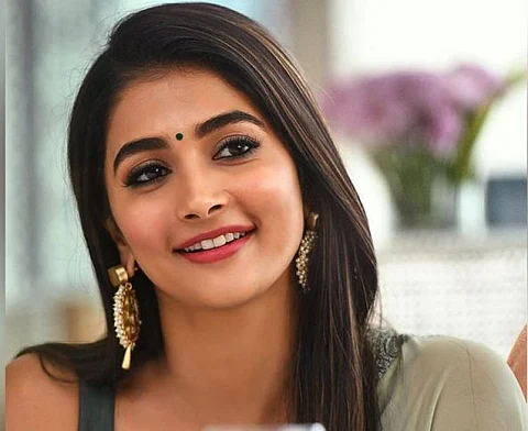 பீஸ்ட் படத்தின் முக்கிய அப்டேட்டை வெளியிட்ட பூஜா ஹெக்டே....!!