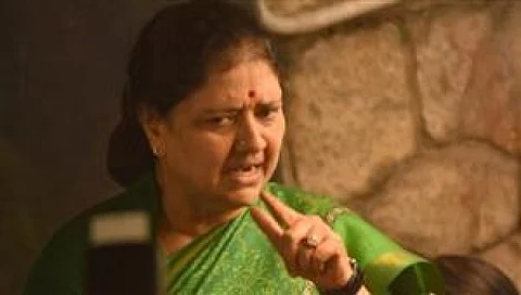 காட்டுமிராண்டித்தனங்களை அரசு வேடிக்கை பார்க்கக் கூடாது - சசிகலா ஆவேசம்...
