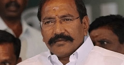 முன்னாள் மின்சாரத்துறை அமைச்சர் தங்கமணிக்கு சொந்தமான இடங்களில் தொடரும் அதிரடி சோதனை....