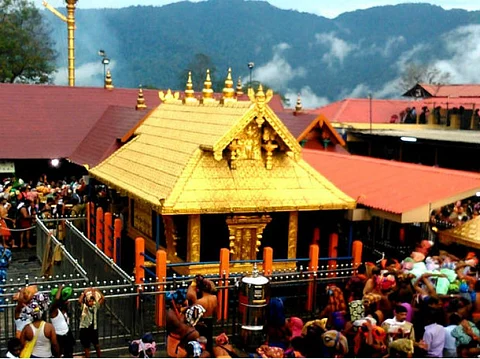 சபரிமலை கோவிலில் இன்று முதல் பக்தர்கள் நேரடி நெய் அபிஷேகம் செய்ய அனுமதி.!!