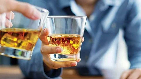 மது அருந்த வயது குறைப்பு!!