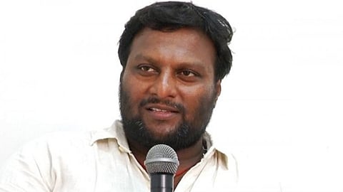 8-வது படிக்கும் சிறுமியை கர்பமாக்குவேன் என பாடிய சரவெடி சரண்.! இயக்குனர் மோகன் ஜி பரபரப்பு ட்வீட்.!