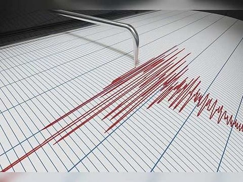 வேலூர் மாவட்டத்தில் தொடர்ந்து மூன்றாவது முறையாக நில அதிர்வு உணர்வு.. பீதியில் மக்கள்