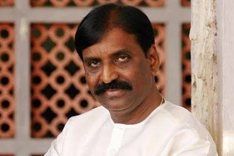 என் பேராசை நிறைவேறுமா? கவிஞர் வைரமுத்து ட்வீட்...