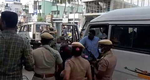 பரோலில் வந்த பேரறிவாளனுக்கு தருமபுரி மருத்துவமனையில் சிகிச்சை....