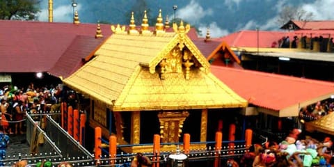 சபரிமலையில் பிரசாதம் வாங்க அலைமோதும் கூட்டம்..பிரசாத கவுண்டர்களின் எண்ணிக்கை அதிகரிப்பு!