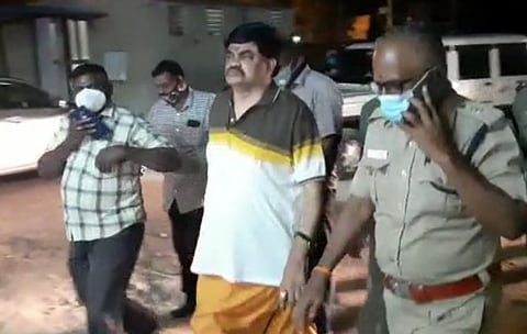 ராஜேந்திர பாலாஜிக்கு 15 நாட்கள் நீதிமன்ற காவல் : ஸ்ரீவில்லிபுத்தூர் நீதிமன்றம் உத்தரவு