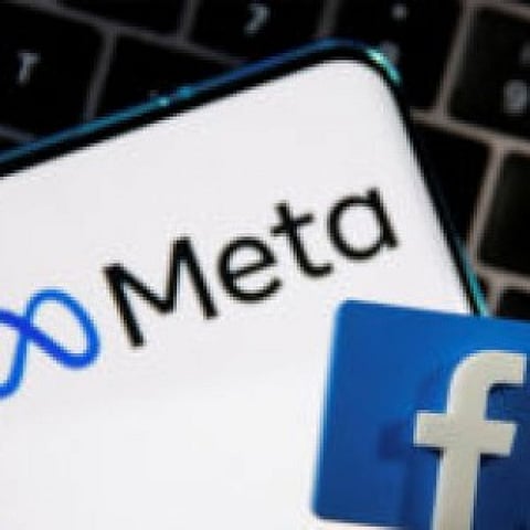 பேஸ்புக் பயனாளர்களின் எண்ணிக்கையில் ஏற்பட்ட திடீர் சரிவு...! பங்குகளில் நேர்ந்த சதவீத மாற்றம்