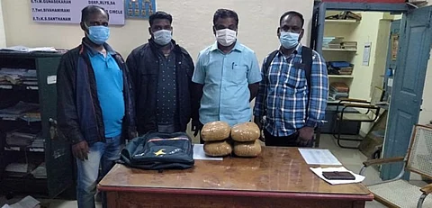 சேலம் வழியாக சென்ற ரயிலில் 16 கிலோ கஞ்சா பறிமுதல்..!