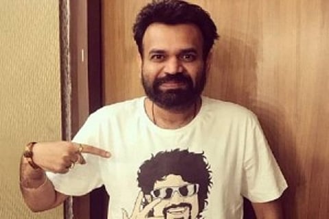 பாடகியுடன் காதல் வசப்பட்ட ப்ரேம்ஜி : "இன்ஸ்டாகிராம் ஸ்டோரியின் மூலம் வெளிவந்த காதல் கதை"