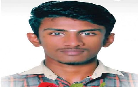 நாயை குளிப்பாட்ட சென்ற சிறுவன் நீரில் மூழ்கி பலியான சோகம்!! புதுச்சேரியில் பரபரப்பு