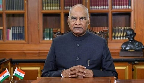 விசாகப்பட்டினம் கடற்பகுதியில் காவல்படை கப்பல்கள் நிறுத்தம் - குடியரசு தலைவர் ராம்நாத் கோவிந்த் இன்று ஆய்வு